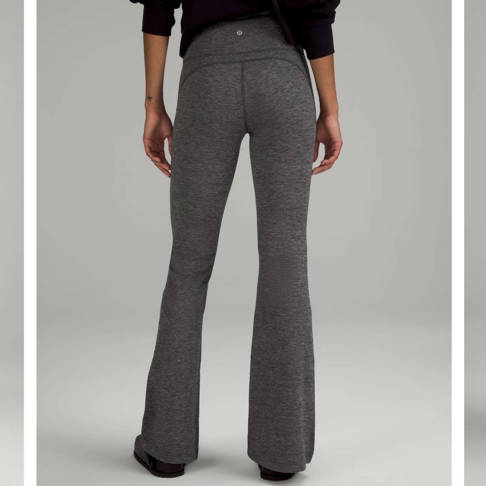 Lululemon Groove Super-High-Rise Flared Pant Nulu, Heathered Graphite Grey